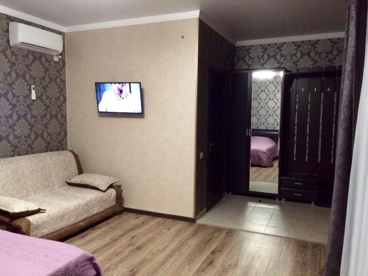 Guest House Panorama Pizunda Bagian luar foto